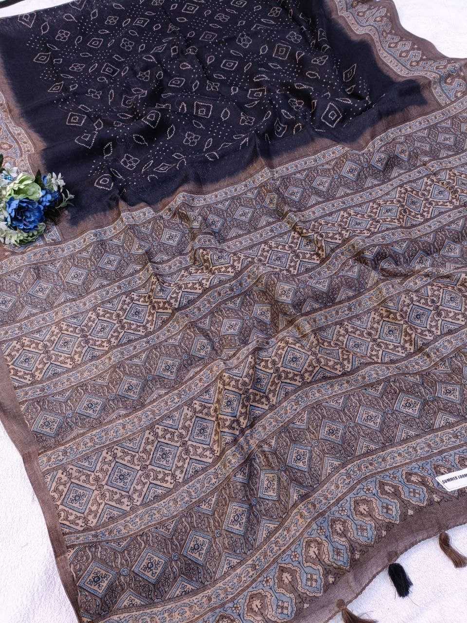 YNF SILK COTTON RAE COMPLETES WHOLESALE SAREES MANUFACTURER    